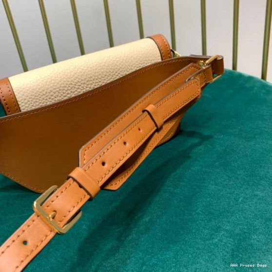 AAA Replica Ru BUMBAG VUITTON DAUPHINE LOUIS 0726
